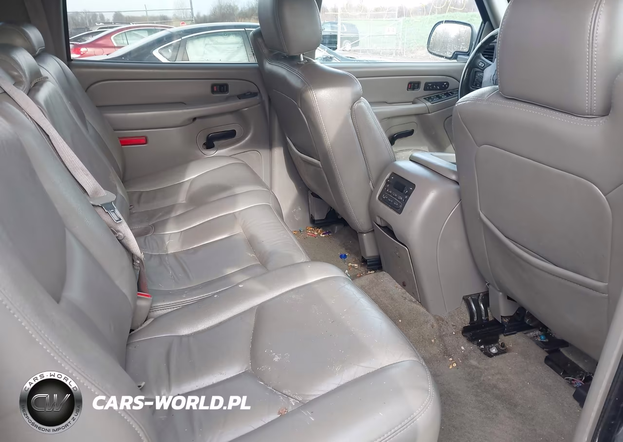 2005 Chevrolet Suburban 1500 Lt VIN:1GNFK16Z05J149713 - 8