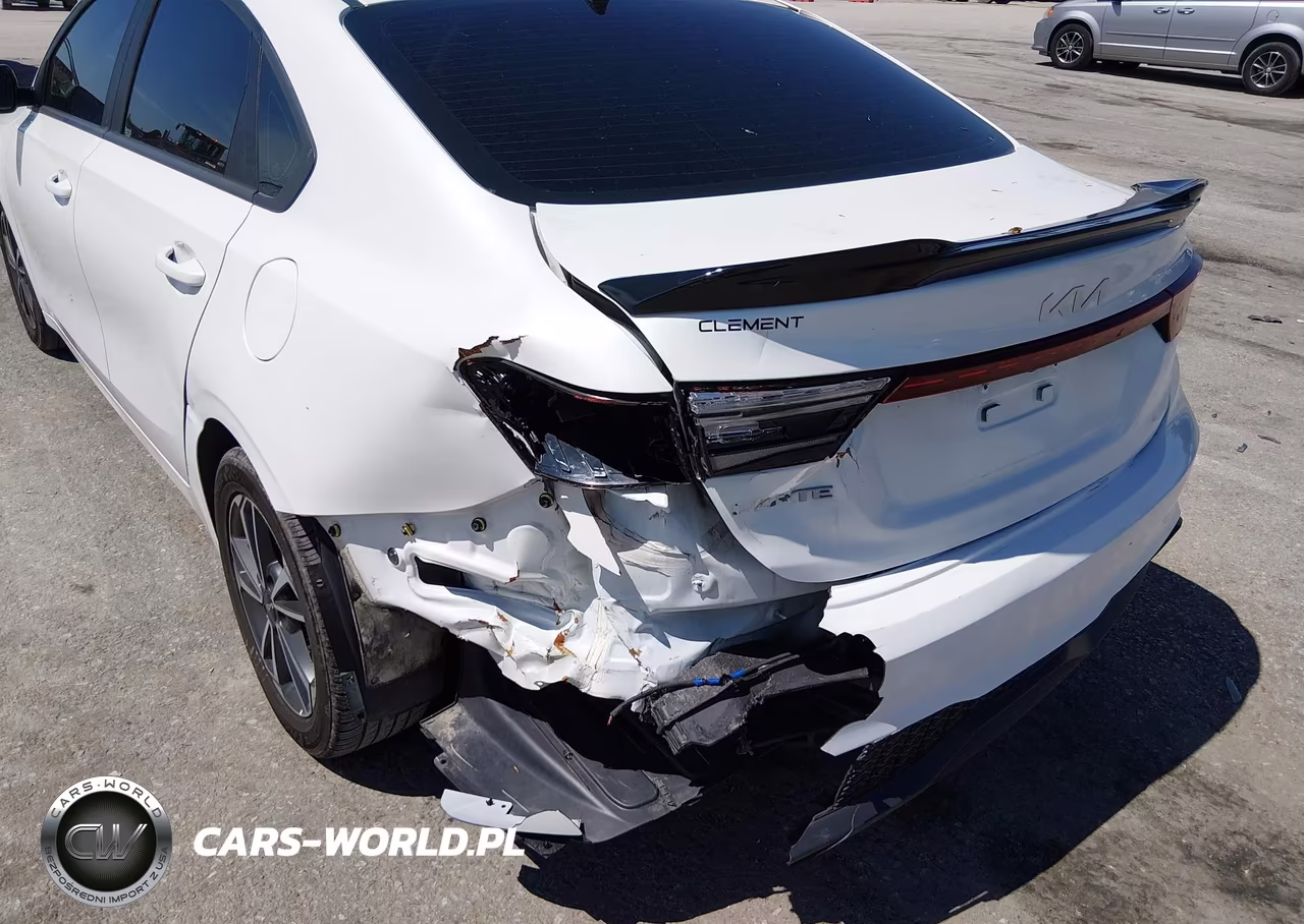 2023 Kia Forte Lxs VIN:3KPF24AD4PE590315 - 6