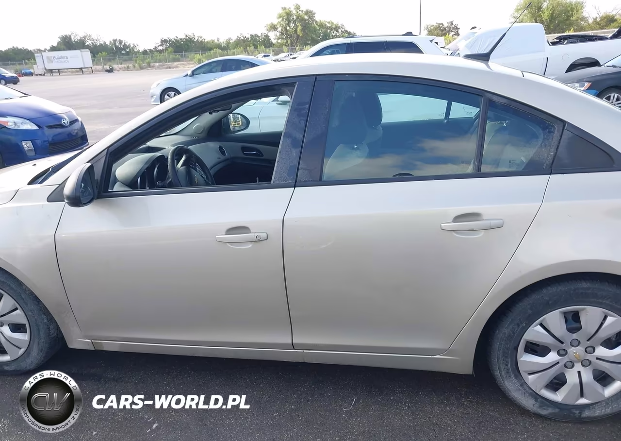 2013 Chevrolet Cruze Ls Auto VIN:1G1PA5SH9D7230122 - 13