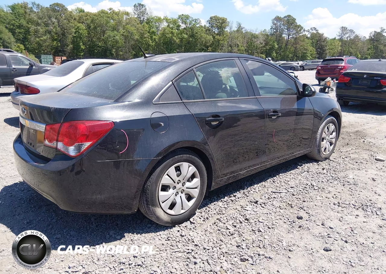 2014 Chevrolet Cruze Ls Auto VIN:1G1PA5SH1E7477071 - 4
