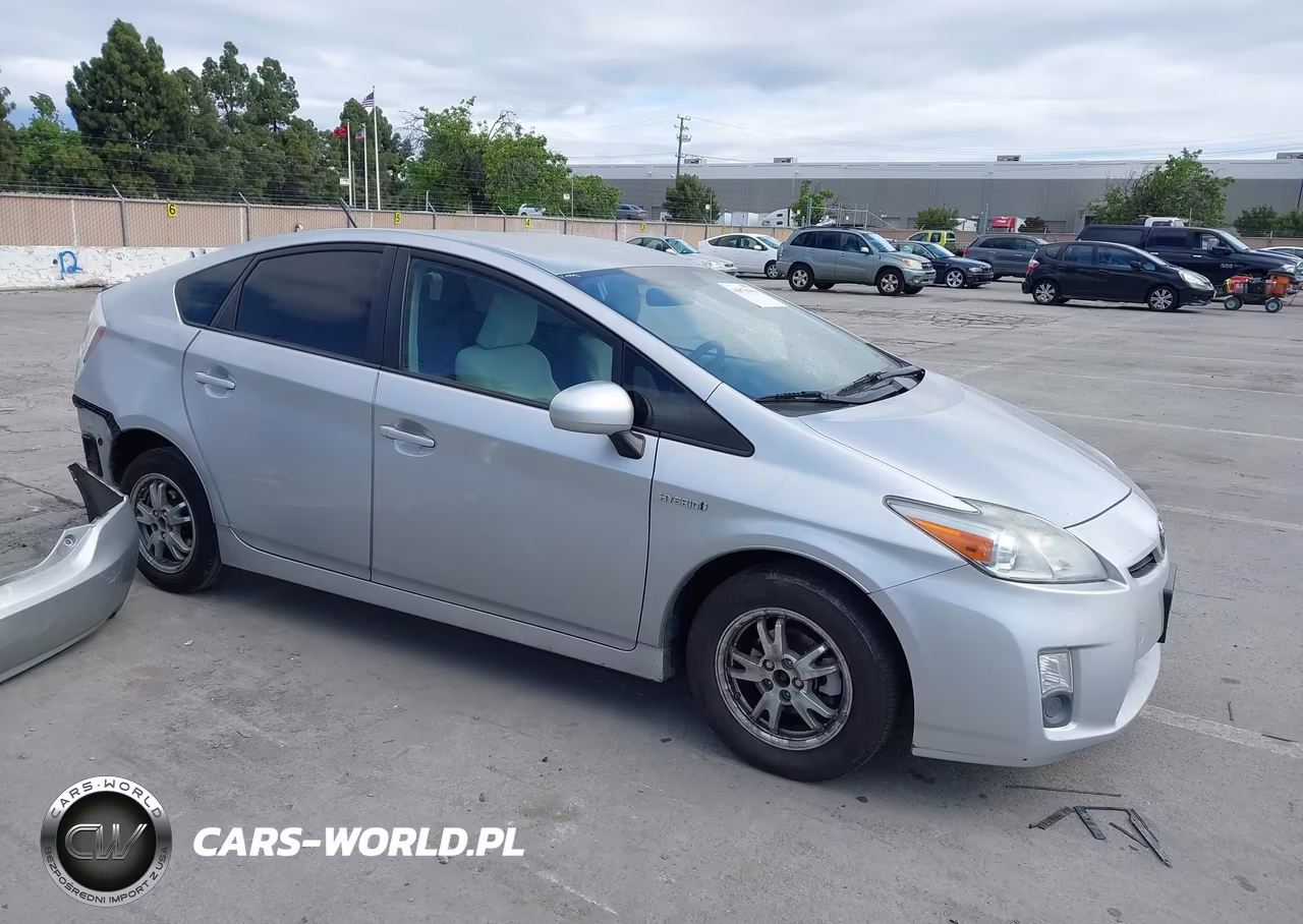 2011 Toyota Prius Two