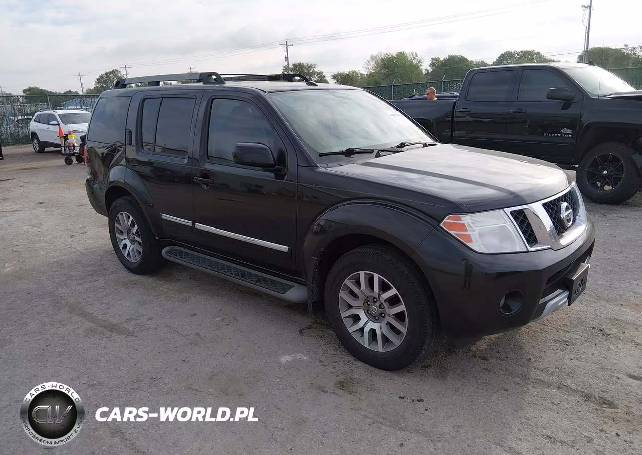 2012 Nissan Pathfinder Le