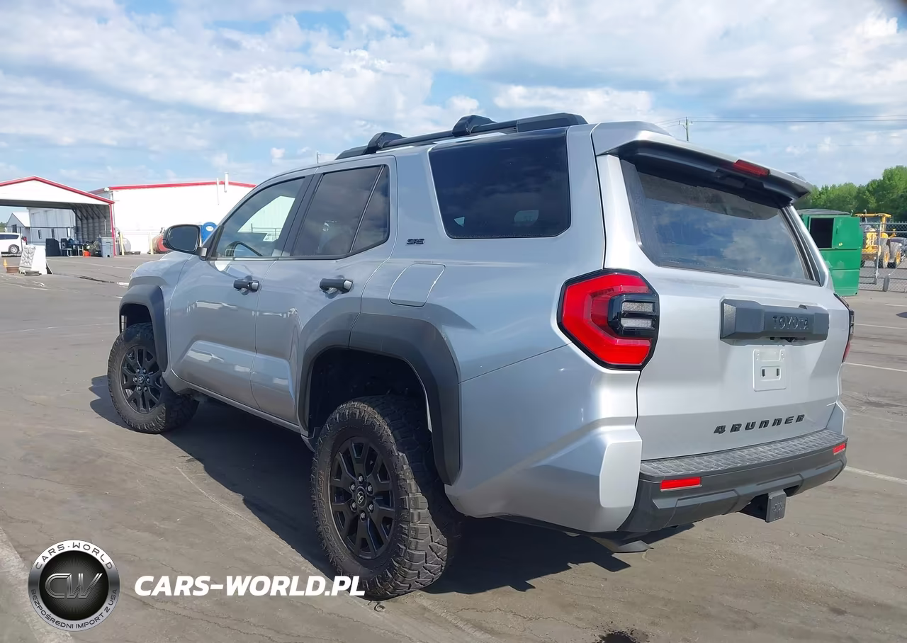 2025 Toyota 4Runner Sr5 VIN:JTEVA5AR9S5002439 - 3