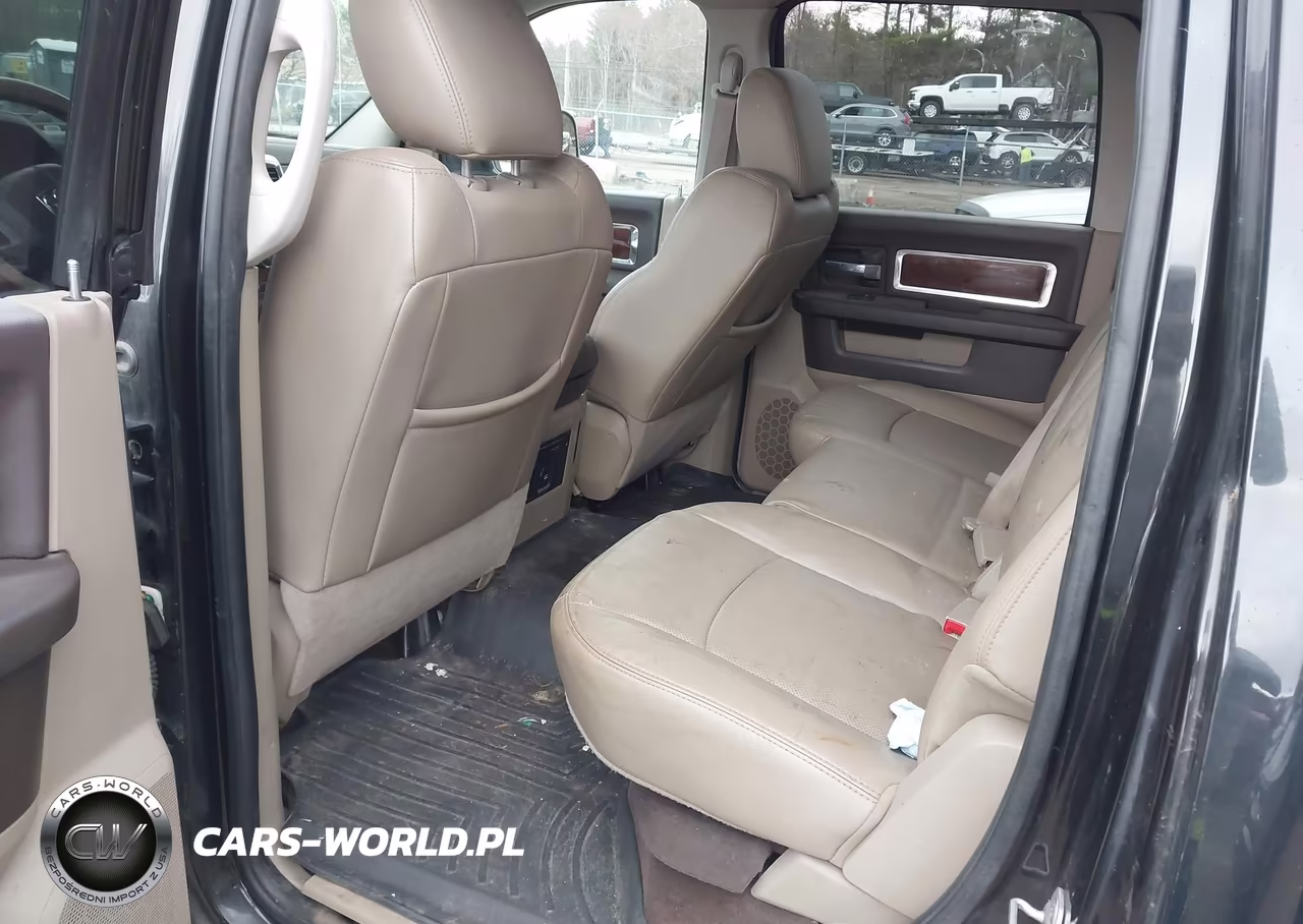 2010 Dodge Ram 3500 Laramie VIN:3D73Y3CL8AG164015 - 6
