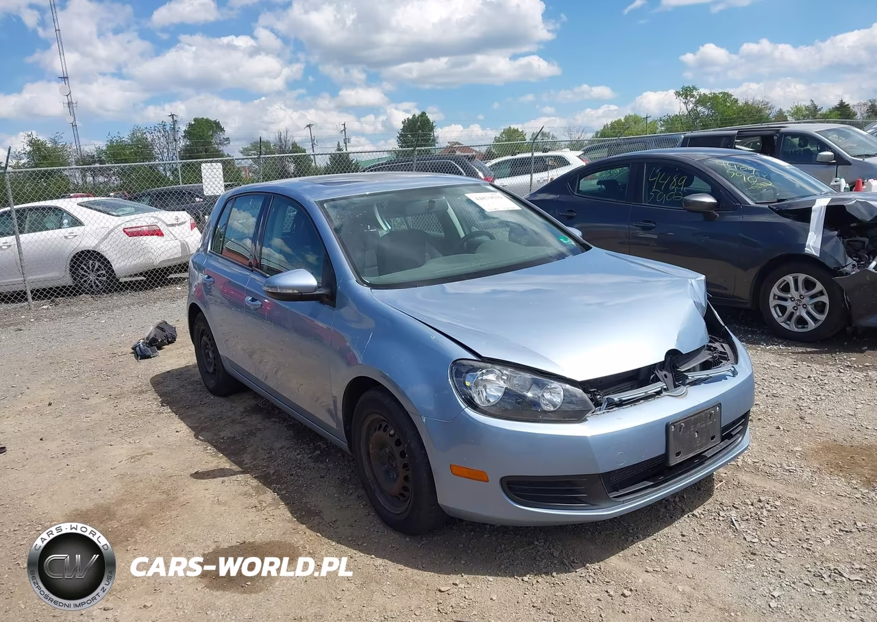 2011 Volkswagen Golf 2.5L 4-Door