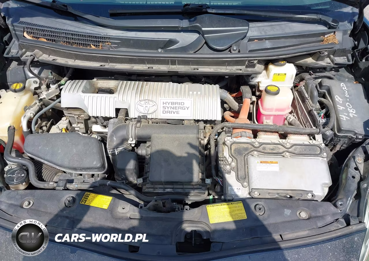 2011 Toyota Prius Two VIN:JTDKN3DU6B1385408 - 10