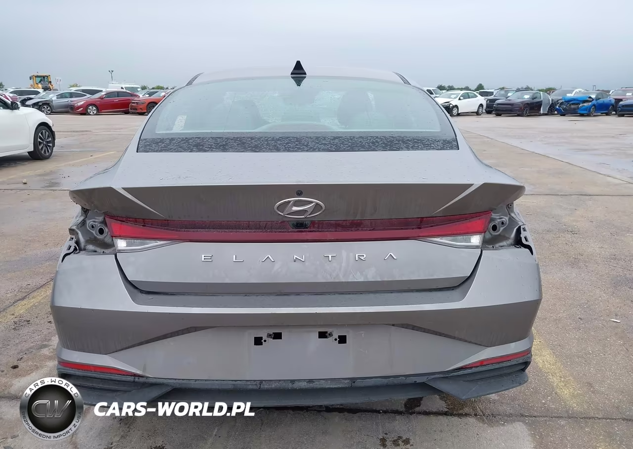 2021 Hyundai Elantra Sel VIN:KMHLM4AG6MU140407 - 17