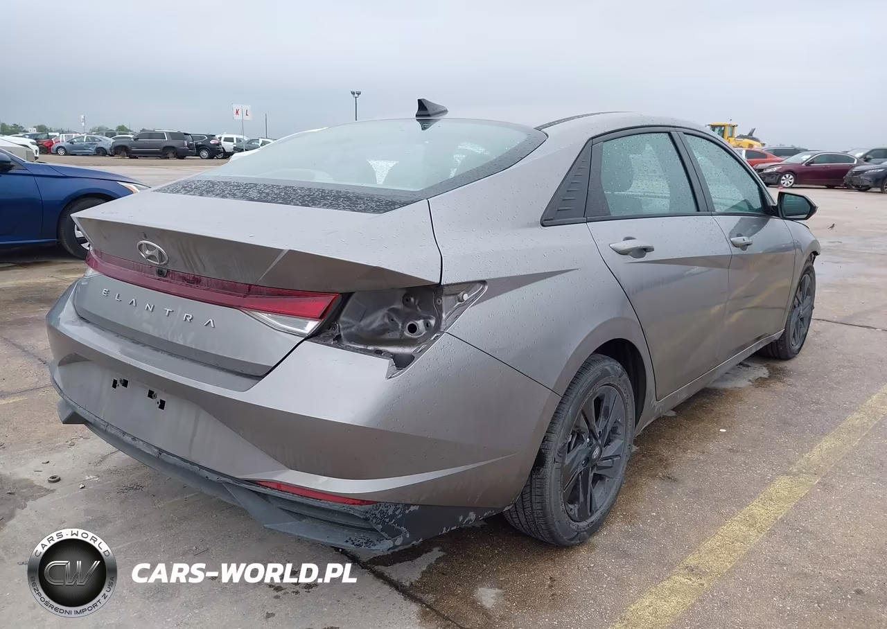 2021 Hyundai Elantra Sel VIN:KMHLM4AG6MU140407 - 4