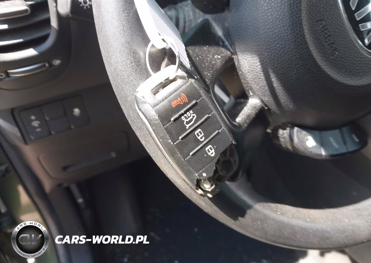 2014 Kia Soul VIN:KNDJN2A22E7052617 - 11