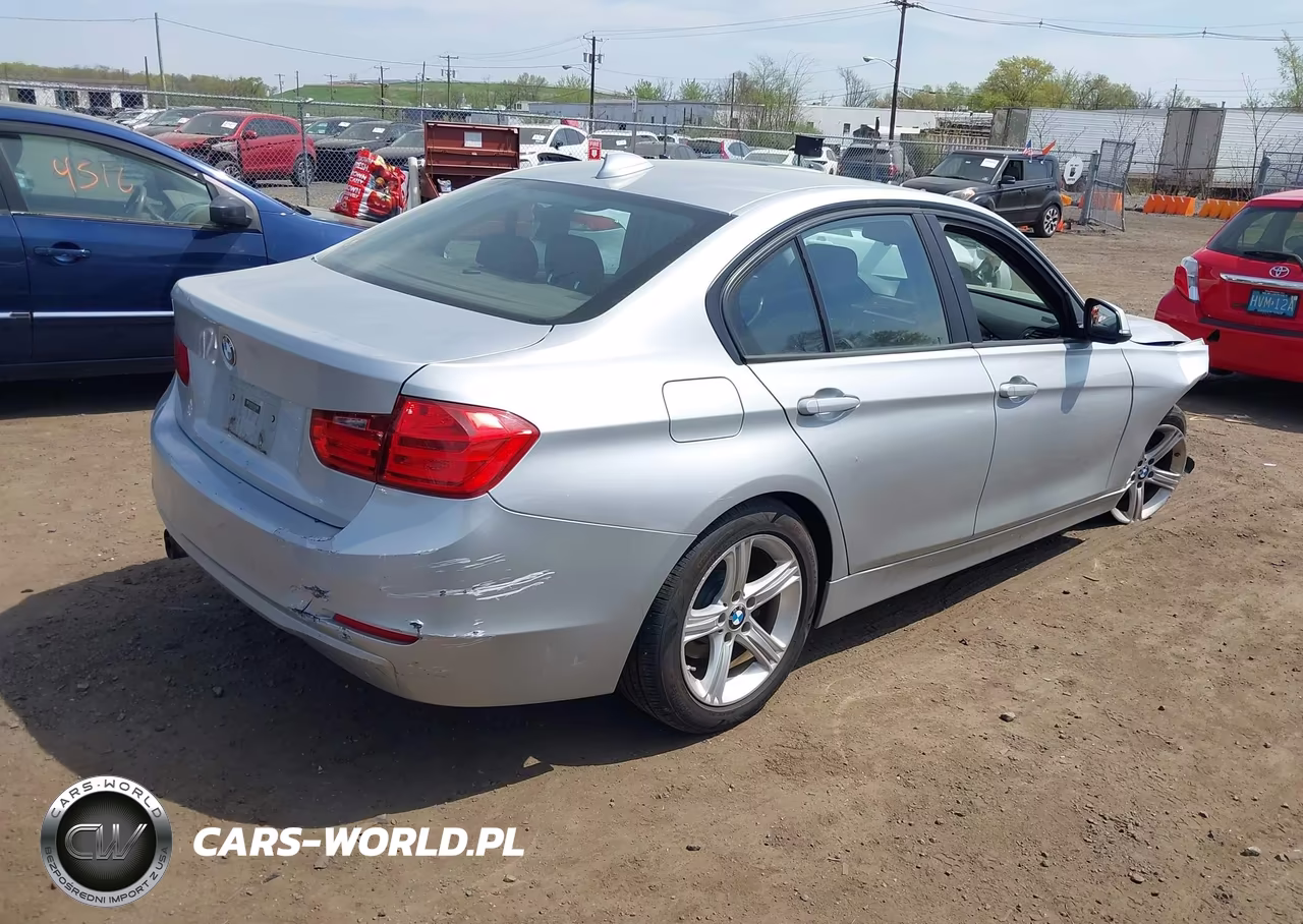 2015 BMW 328I xDrive VIN:WBA3B3C53FJ984888 - 4