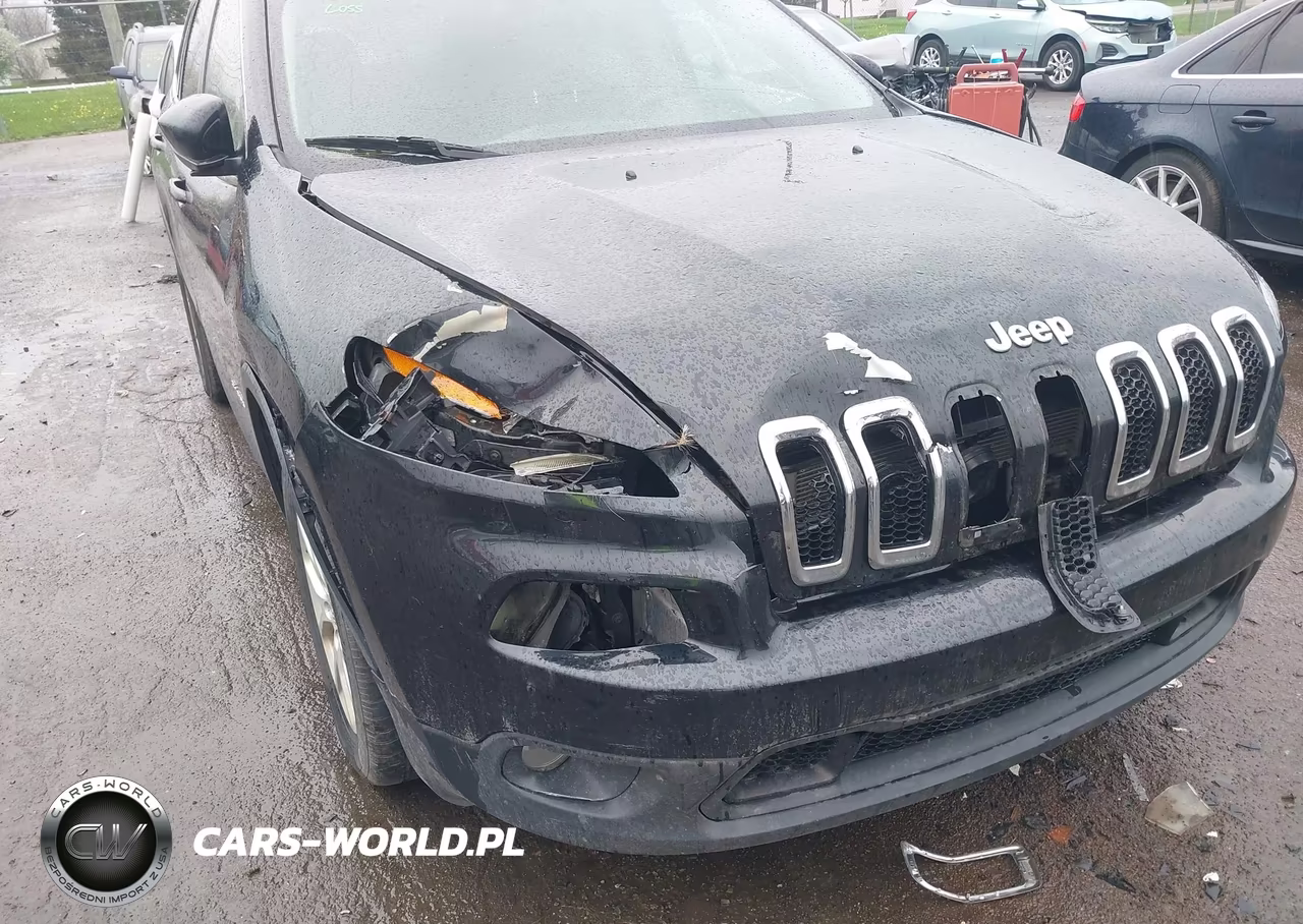 2015 Jeep Cherokee Latitude VIN:1C4PJLCBXFW761229 - 6