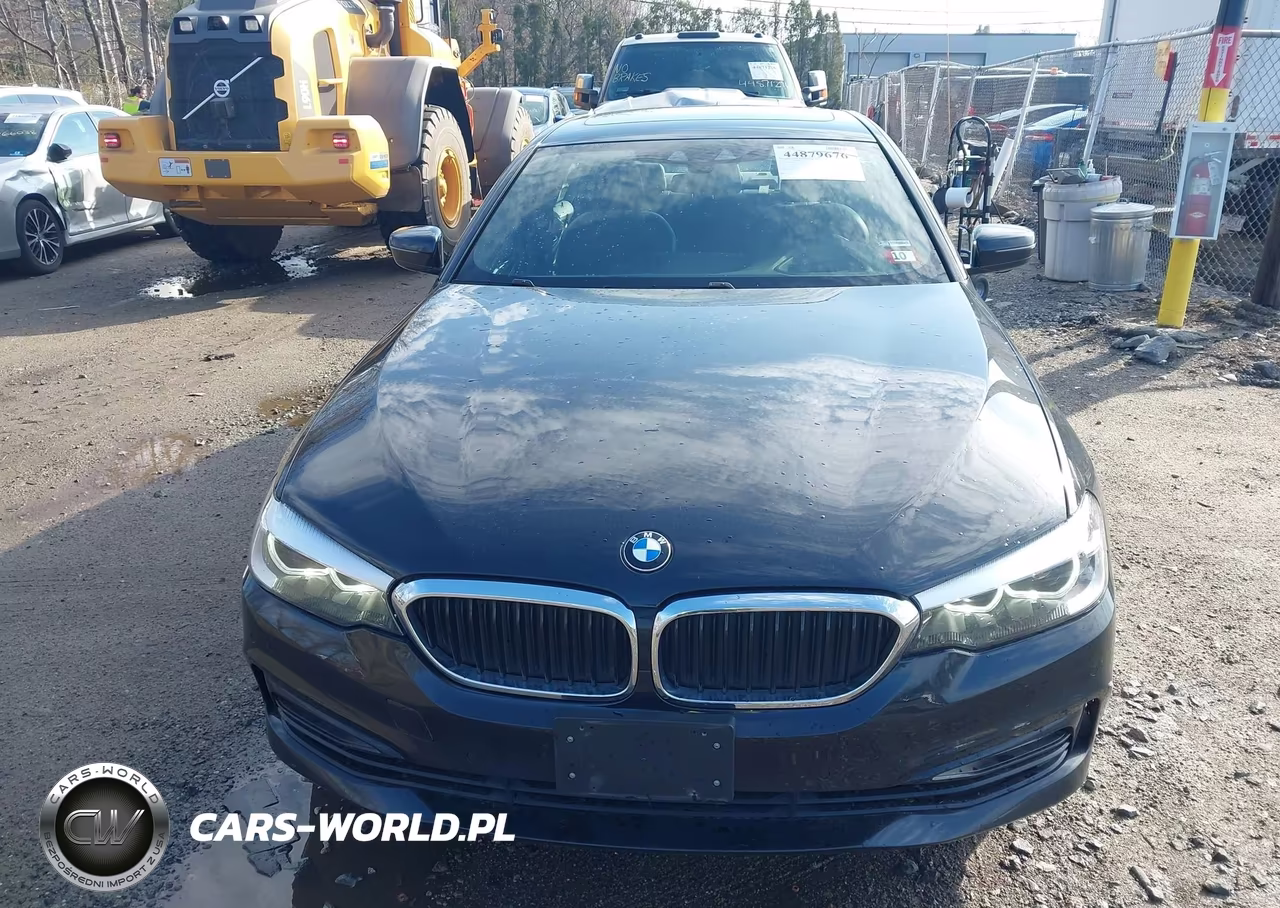 2018 BMW 530I xDrive VIN:WBAJA7C5XJWA71318 - 12