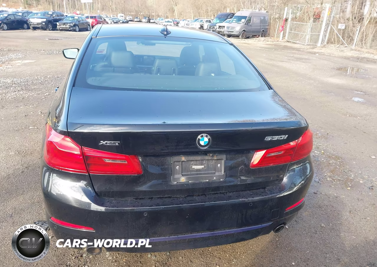 2018 BMW 530I xDrive VIN:WBAJA7C5XJWA71318 - 16