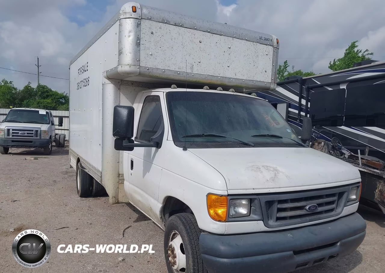 2007 Ford E-450 Cutaway