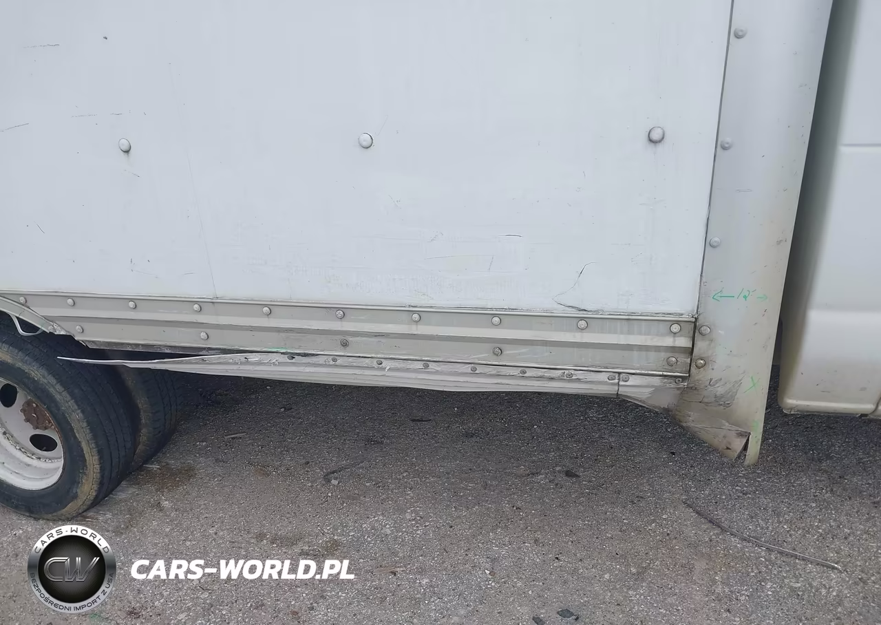 2007 Ford E-450 Cutaway VIN:1FDXE45S97DB14577 - 11