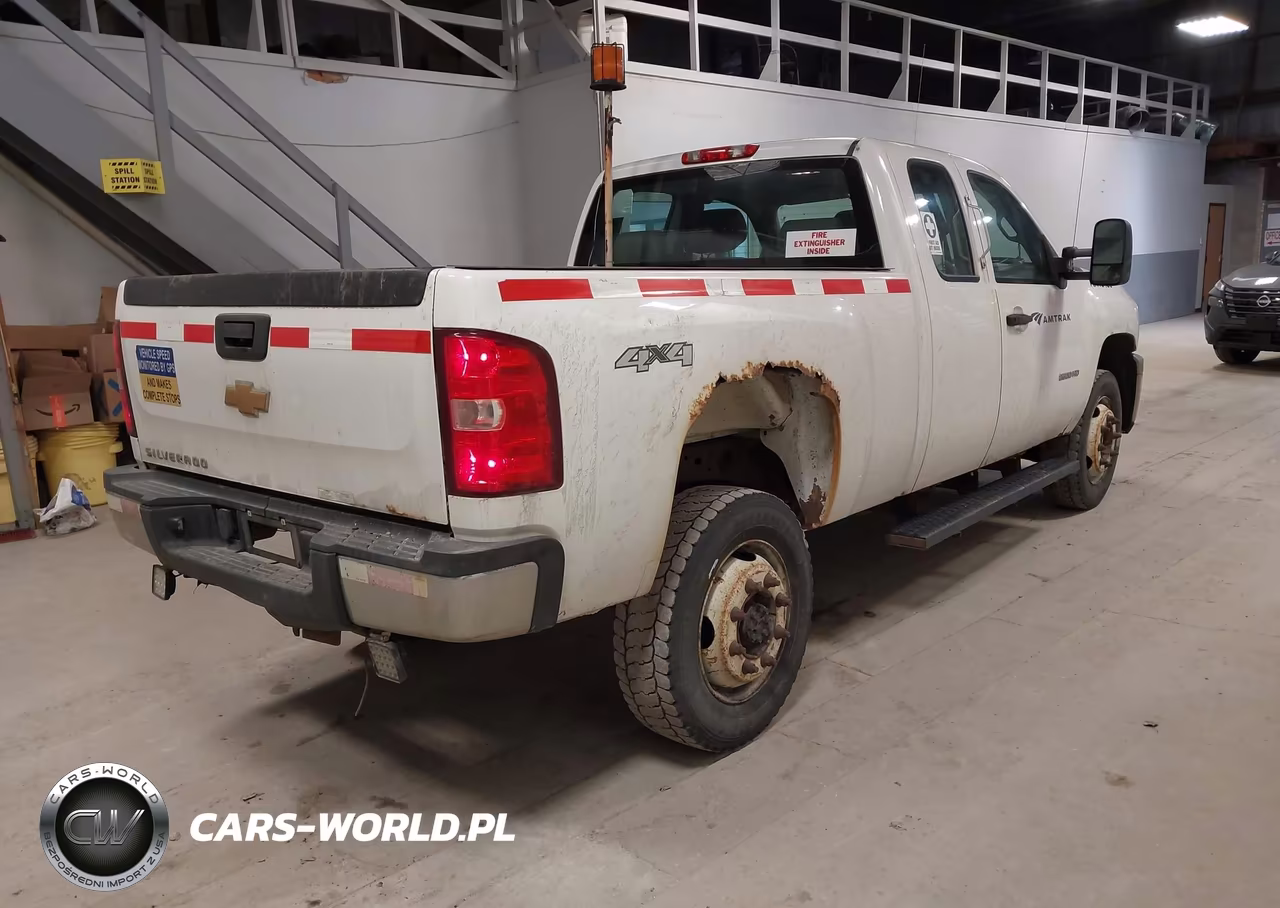 2012 Chevrolet Silverado 2500Hd Work Truck VIN:1GC2KVCG7CZ335040 - 4