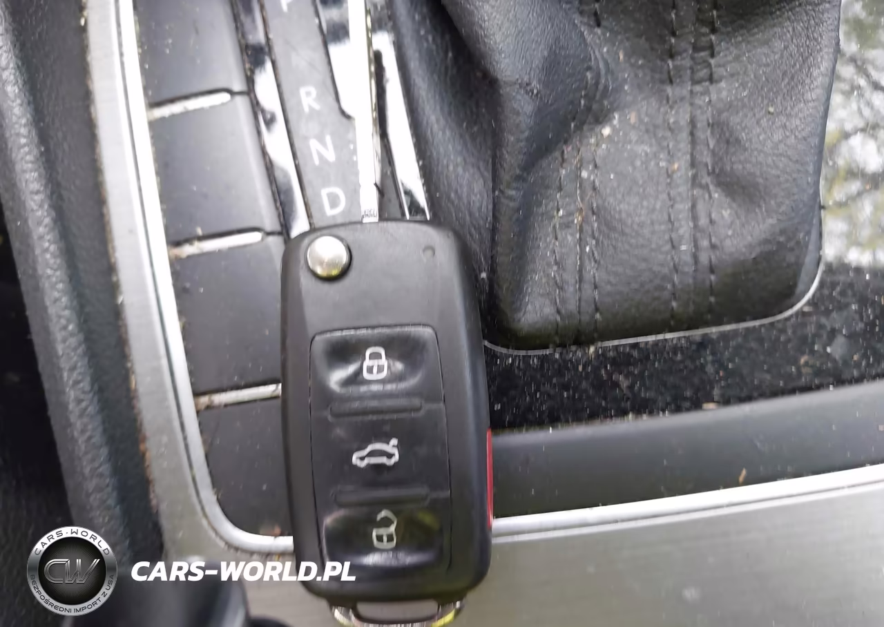 2014 Volkswagen Passat 1.8T Se VIN:1VWBS7A31EC042250 - 11