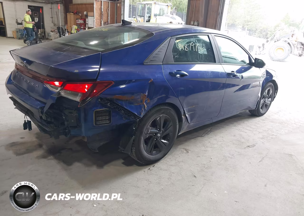 2023 Hyundai Elantra Sel VIN:KMHLM4AG6PU568126 - 4