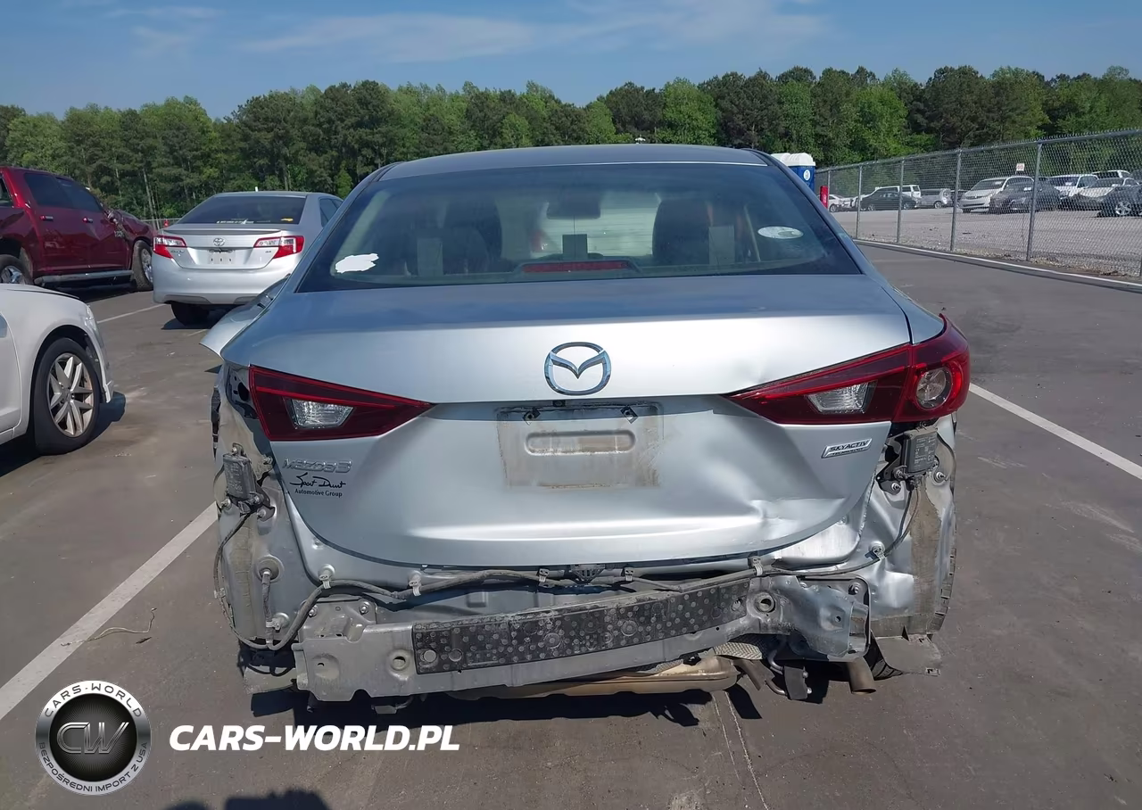 2018 Mazda Mazda3 Sport VIN:3MZBN1U76JM188364 - 17