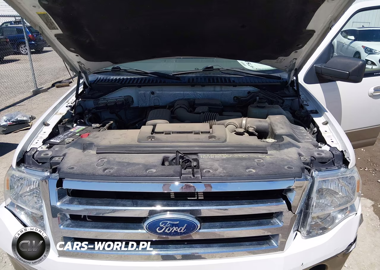 2011 Ford Expedition Xlt VIN:1FMJU1J5XBEF00211 - 10