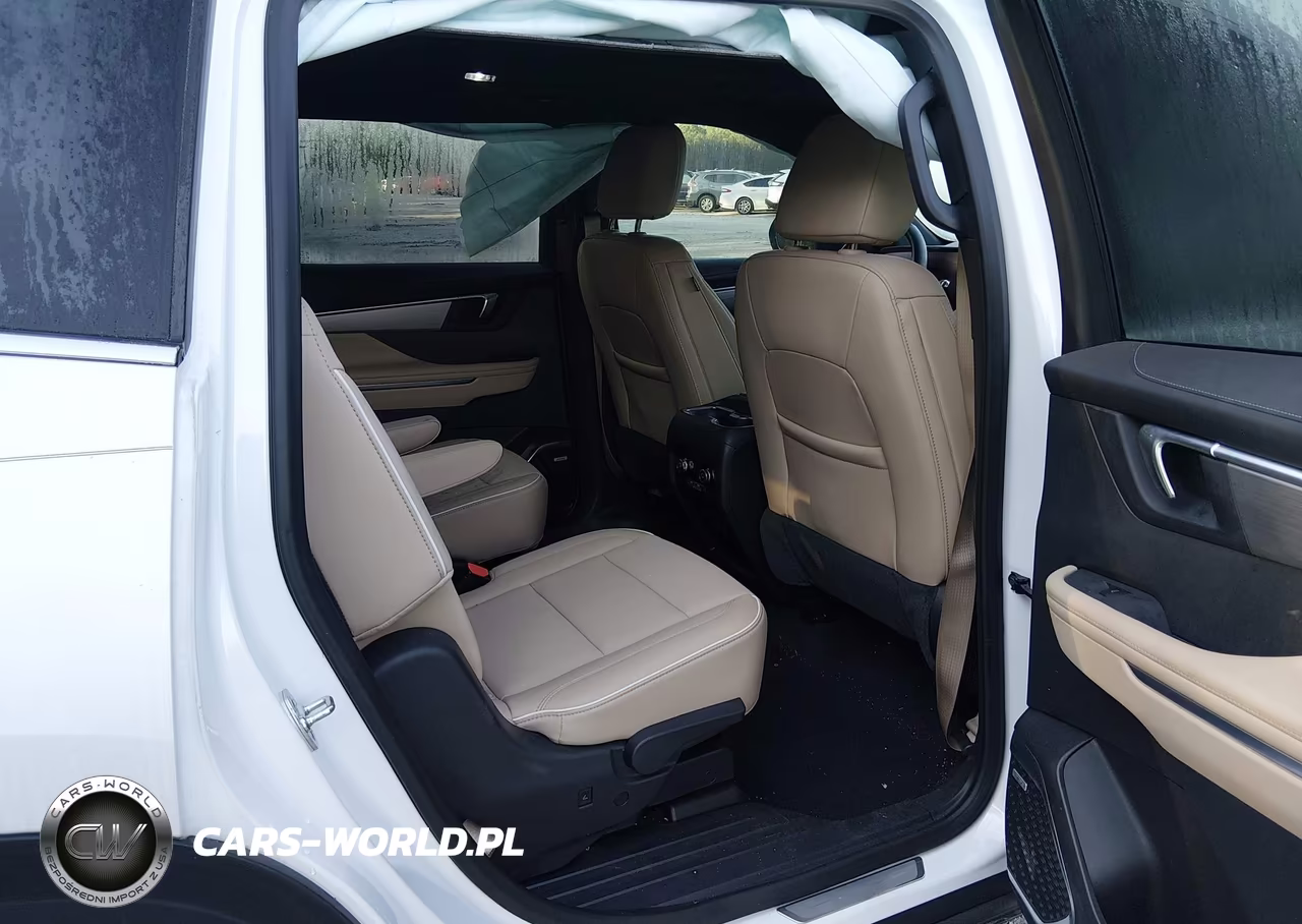 2025 Buick Enclave Preferred Fwd VIN:5GAEVARS2SJ163149 - 8