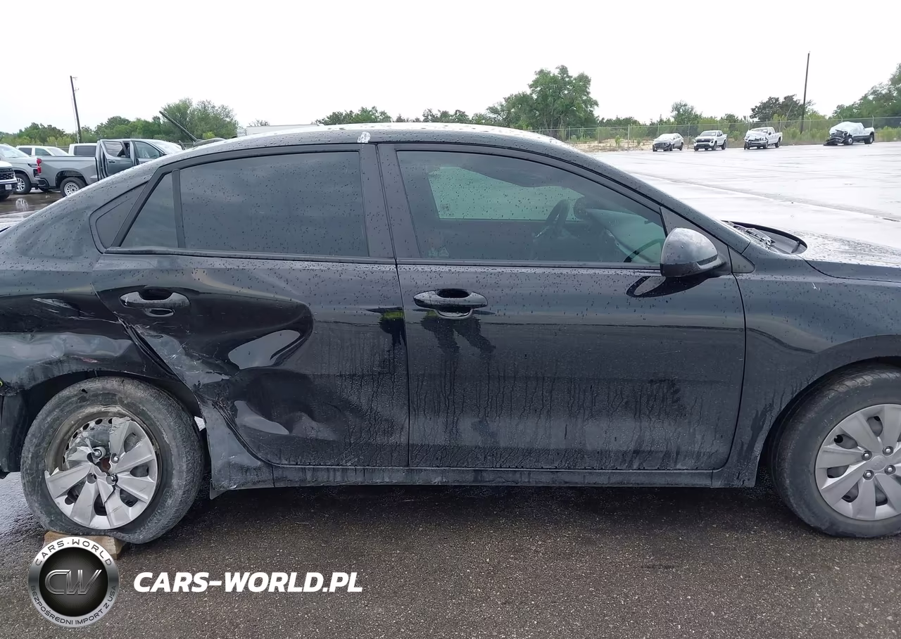 2020 Kia Rio S VIN:3KPA24AD8LE258303 - 13