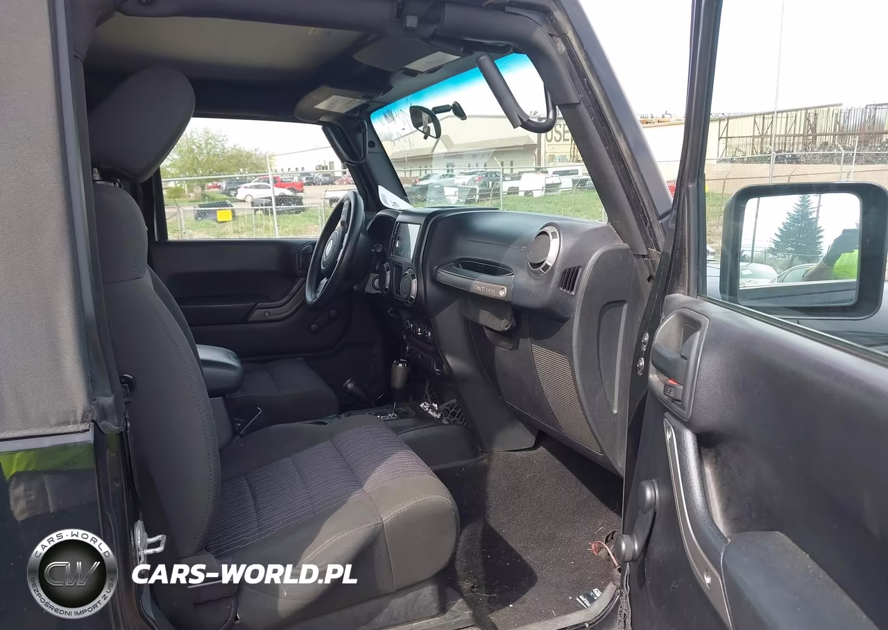 2012 Jeep Wrangler Sport VIN:1C4AJWAG2CL267045 - 5