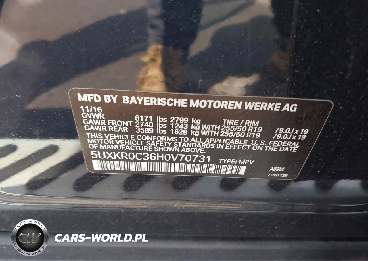 2017 BMW X5 xDrive35I VIN:5UXKR0C36H0V70731 - 9