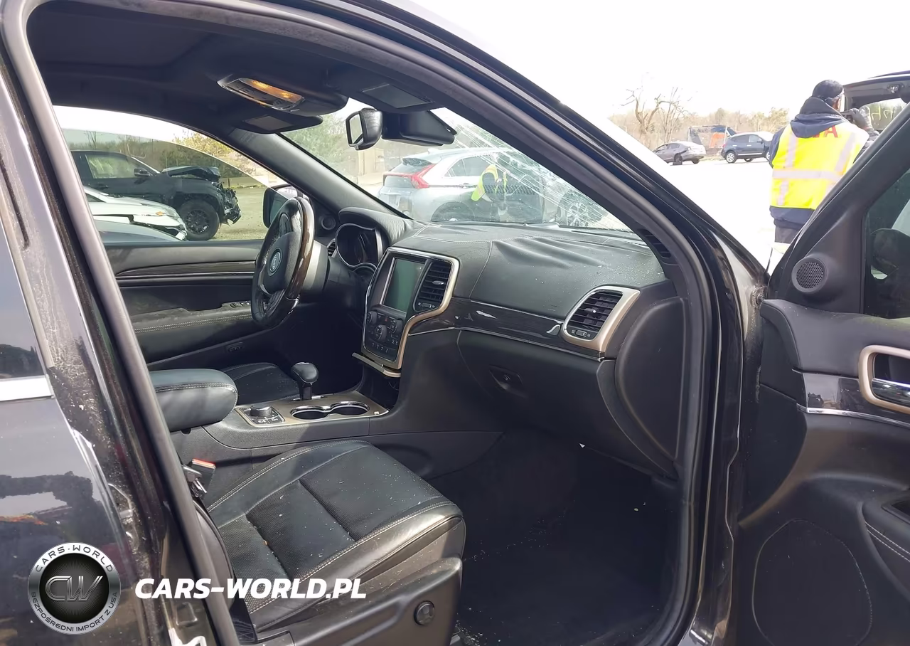 2014 Jeep Grand Cherokee Overland VIN:1C4RJFCTXEC269982 - 5