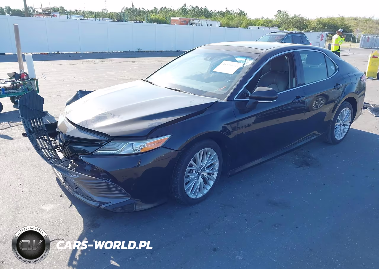 2018 Toyota Camry Xle VIN:4T1B11HK6JU125544 - 2