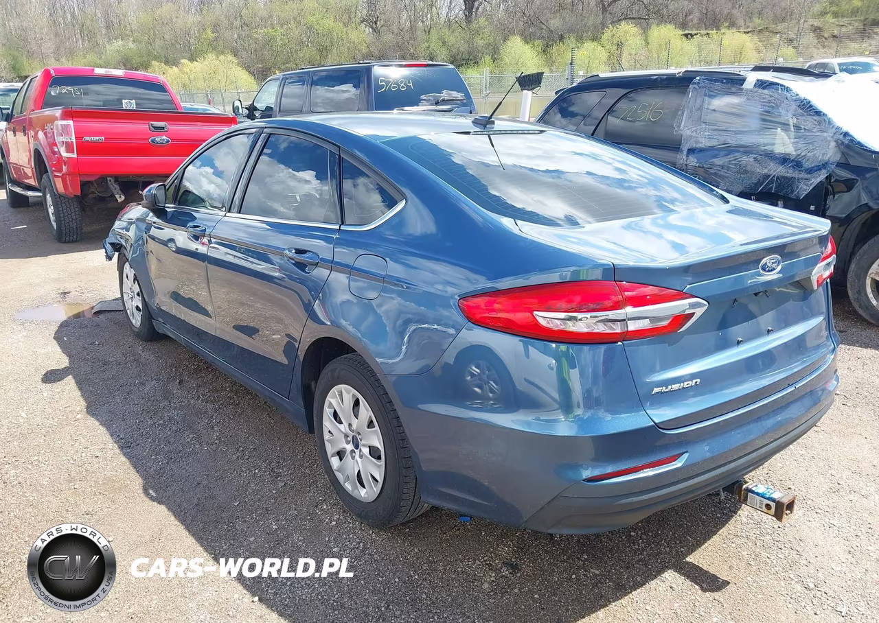 2019 Ford Fusion S VIN:3FA6P0G7XKR163935 - 3