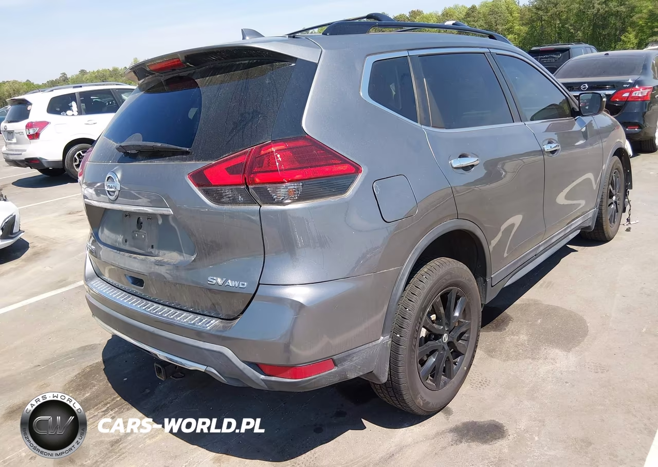 2017 Nissan Rogue Sv VIN:5N1AT2MV6HC815659 - 4
