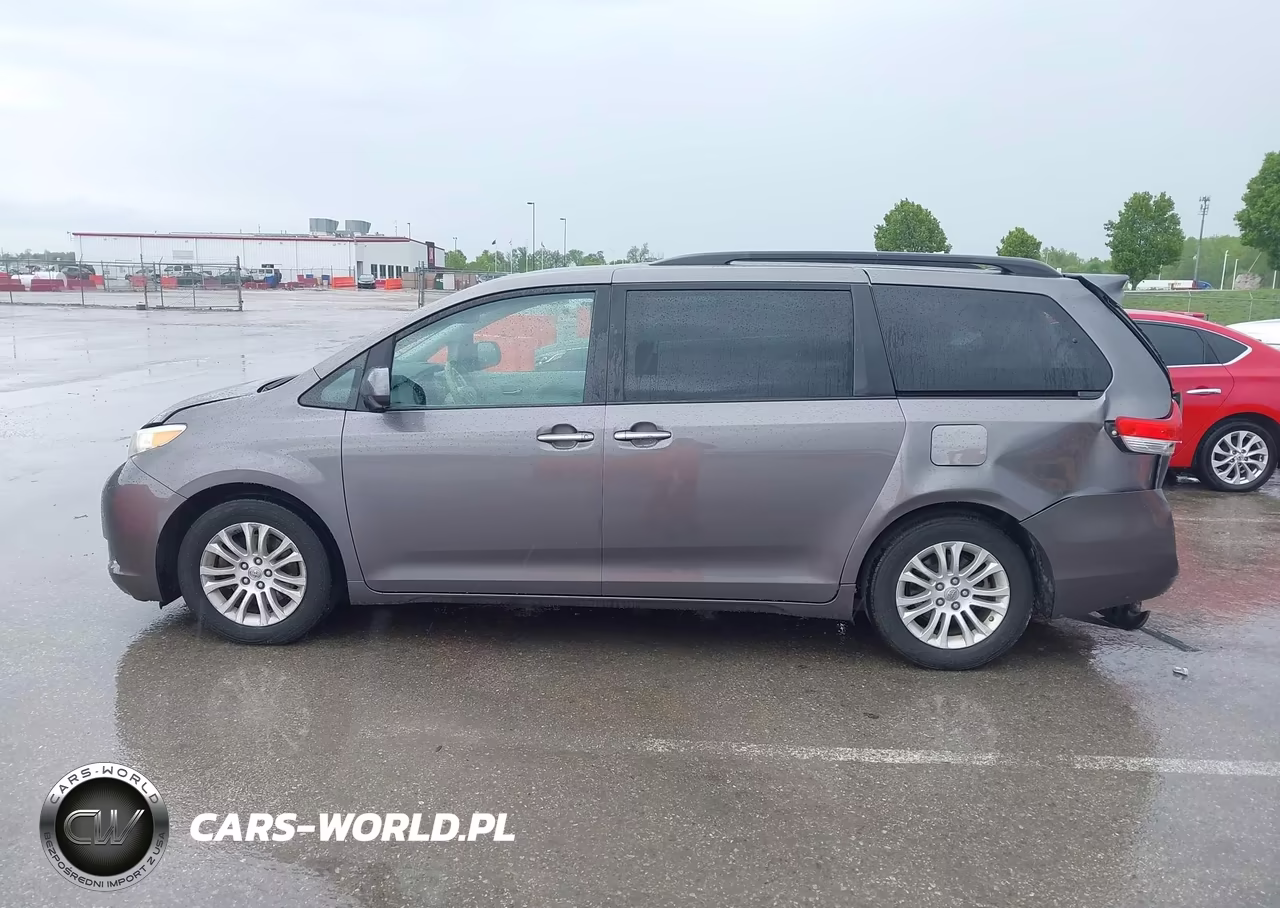 2011 Toyota Sienna Xle V6 VIN:5TDYK3DC6BS169300 - 14