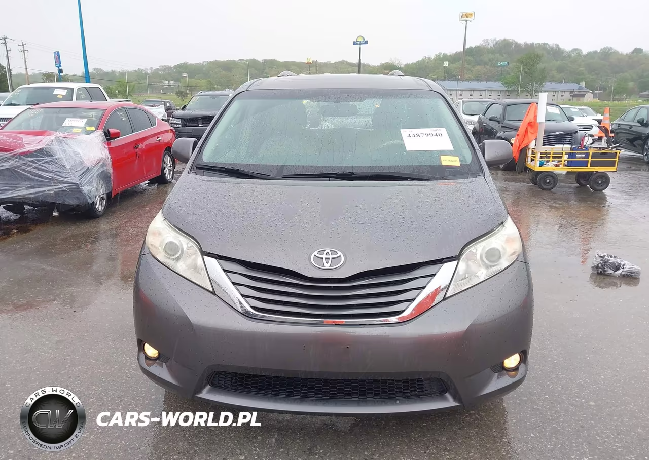 2011 Toyota Sienna Xle V6 VIN:5TDYK3DC6BS169300 - 17