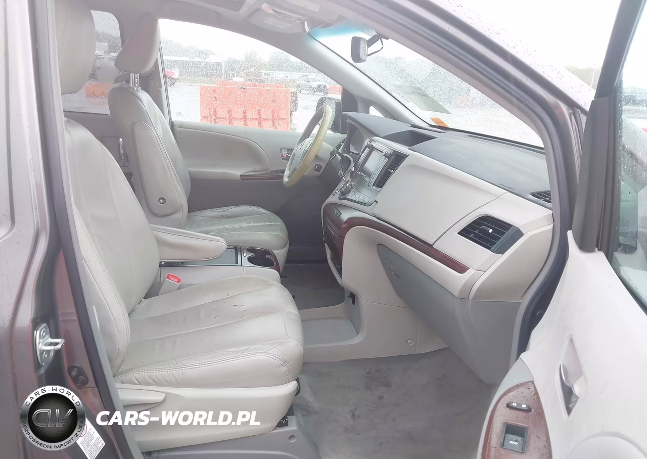 2011 Toyota Sienna Xle V6 VIN:5TDYK3DC6BS169300 - 5