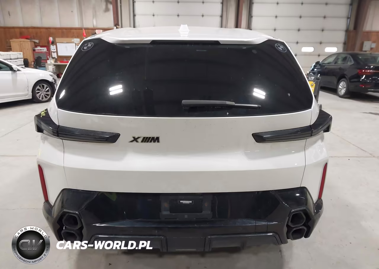 2023 BMW Xm VIN:5YM23CS08P9R93789 - 16