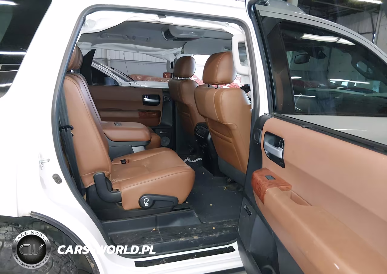 2020 Toyota Sequoia Platinum VIN:5TDDY5G12LS177995 - 8