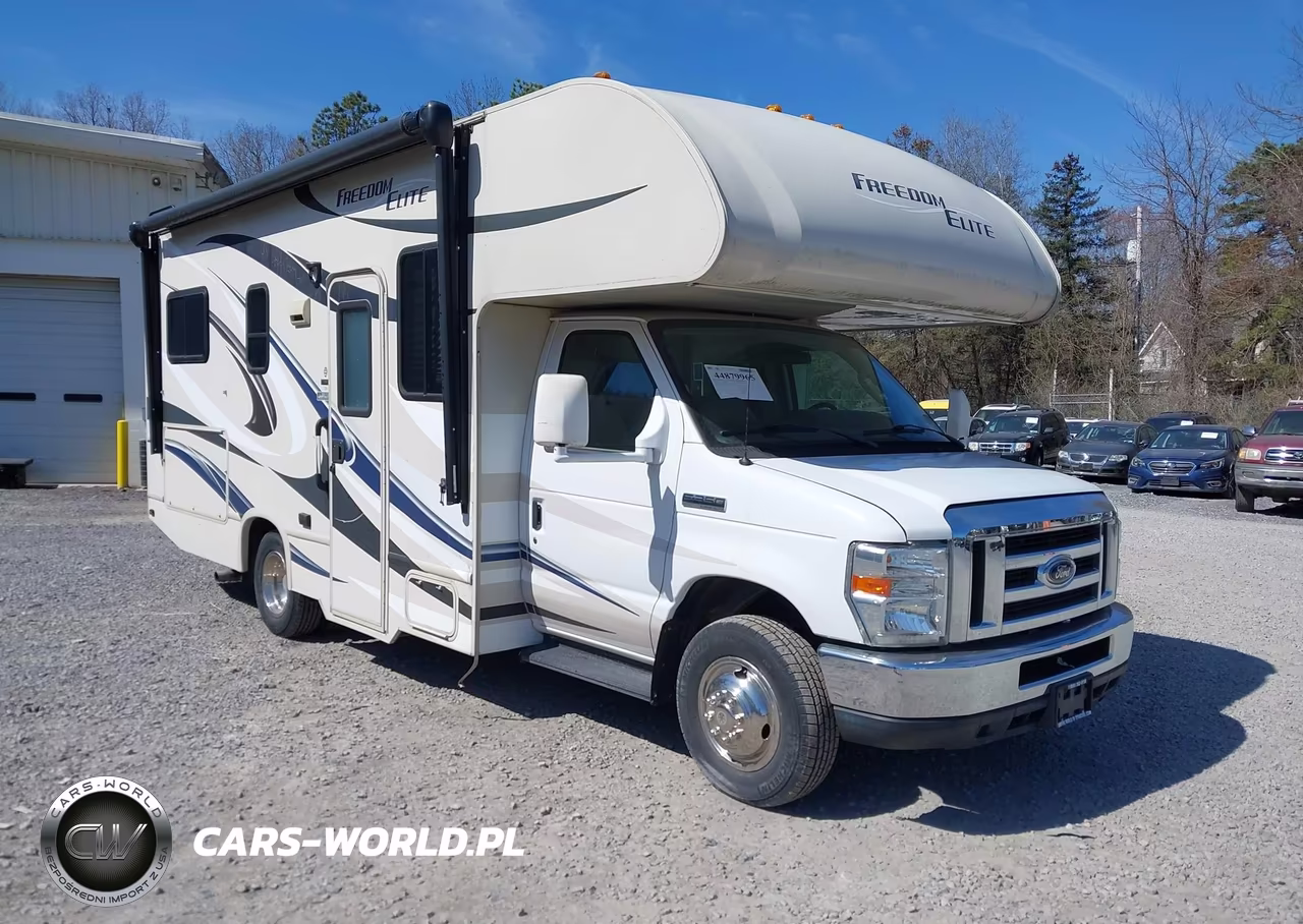 2015 Ford E-350 Cutaway