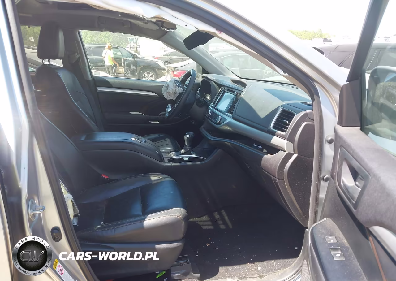 2016 Toyota Highlander Xle V6 VIN:5TDJKRFH9GS285160 - 5