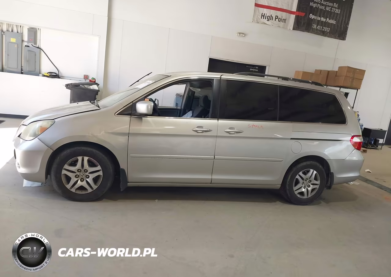 2007 Honda Odyssey Ex VIN:5FNRL38457B420520 - 13