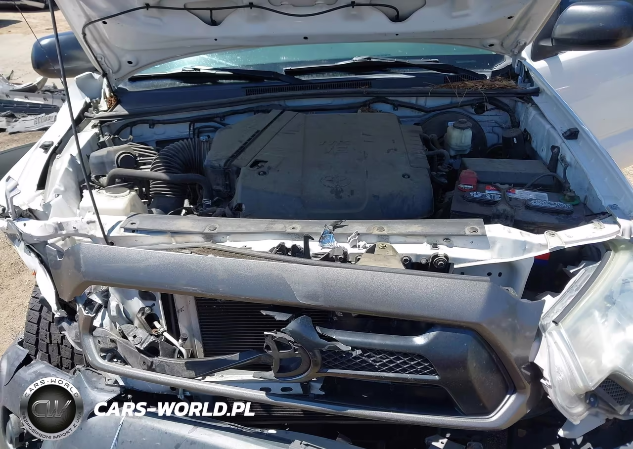 2015 Toyota Tacoma Prerunner V6 VIN:3TMKU4HN7FM045060 - 10