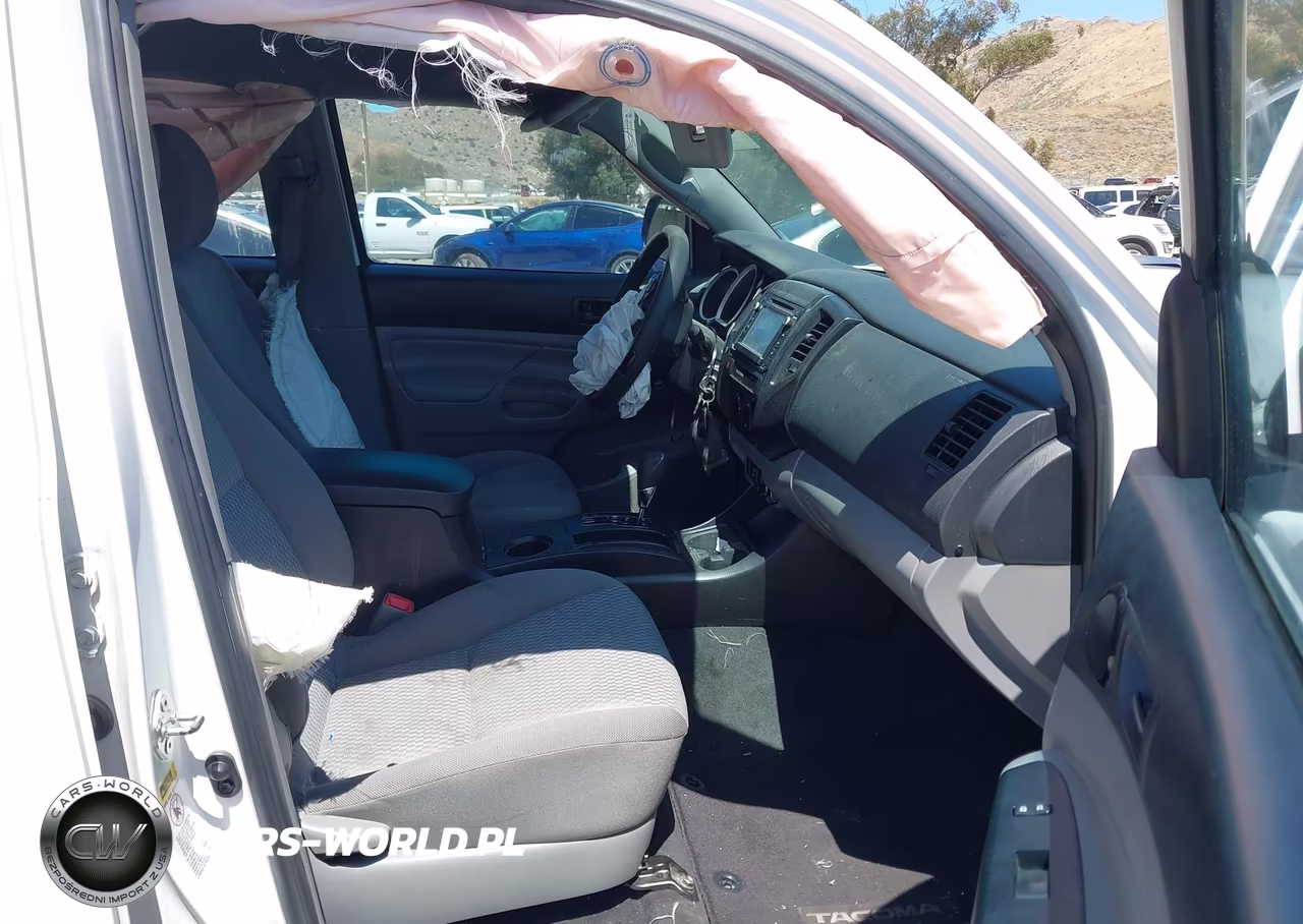 2015 Toyota Tacoma Prerunner V6 VIN:3TMKU4HN7FM045060 - 5