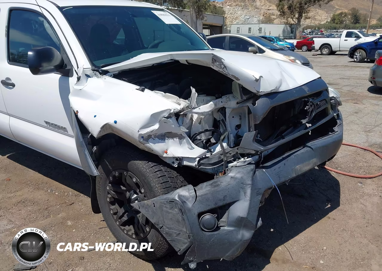 2015 Toyota Tacoma Prerunner V6 VIN:3TMKU4HN7FM045060 - 6