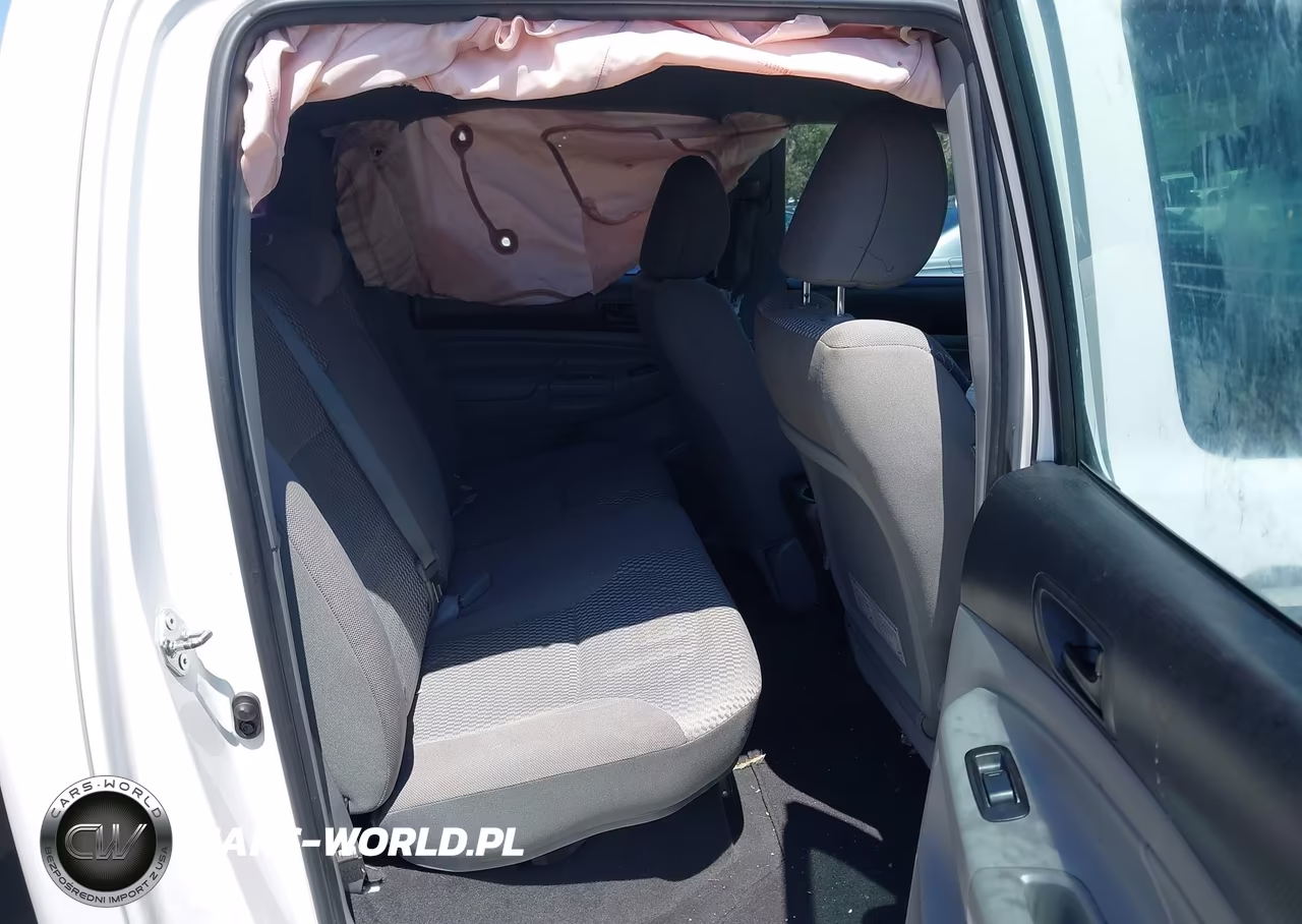 2015 Toyota Tacoma Prerunner V6 VIN:3TMKU4HN7FM045060 - 8