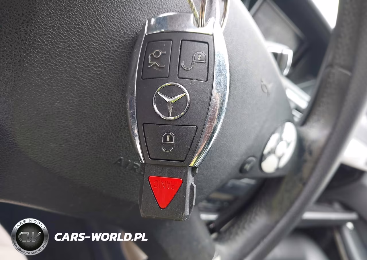 2010 Mercedes-Benz E 350 4Matic VIN:WDDHF8HB9AA210040 - 11