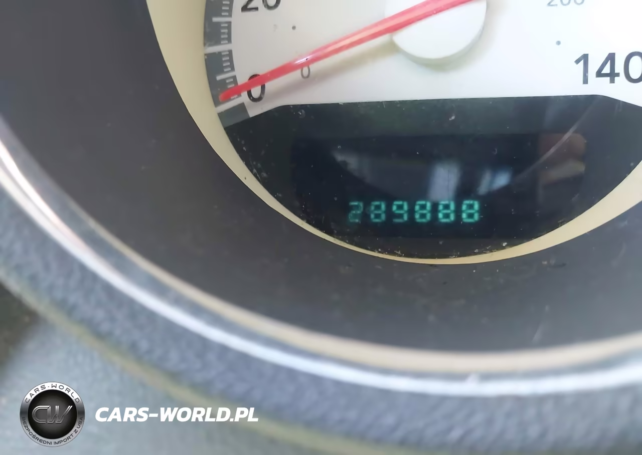 2008 Dodge Charger VIN:2B3KA43R38H130936 - 7