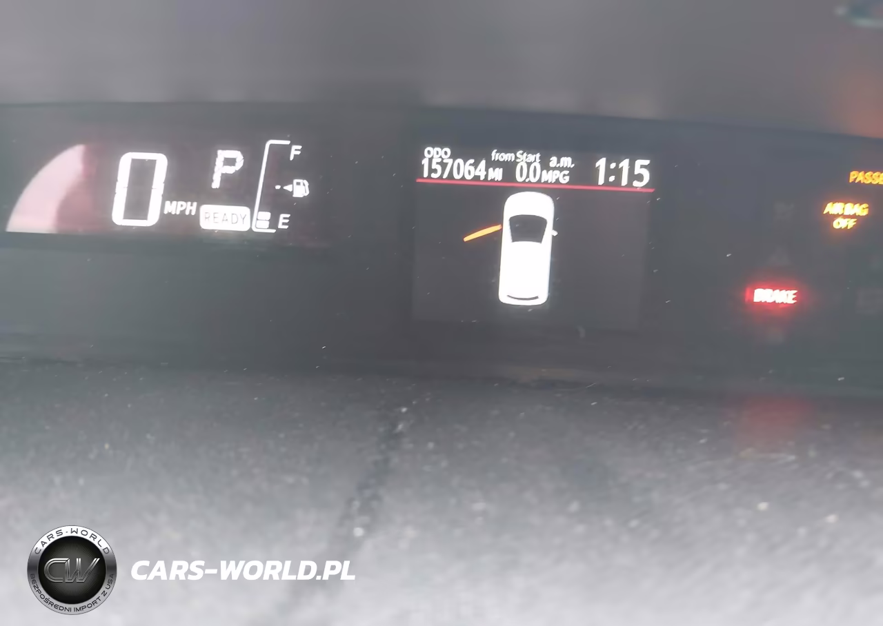 2015 Toyota Prius C Two VIN:JTDKDTB30F1104447 - 7