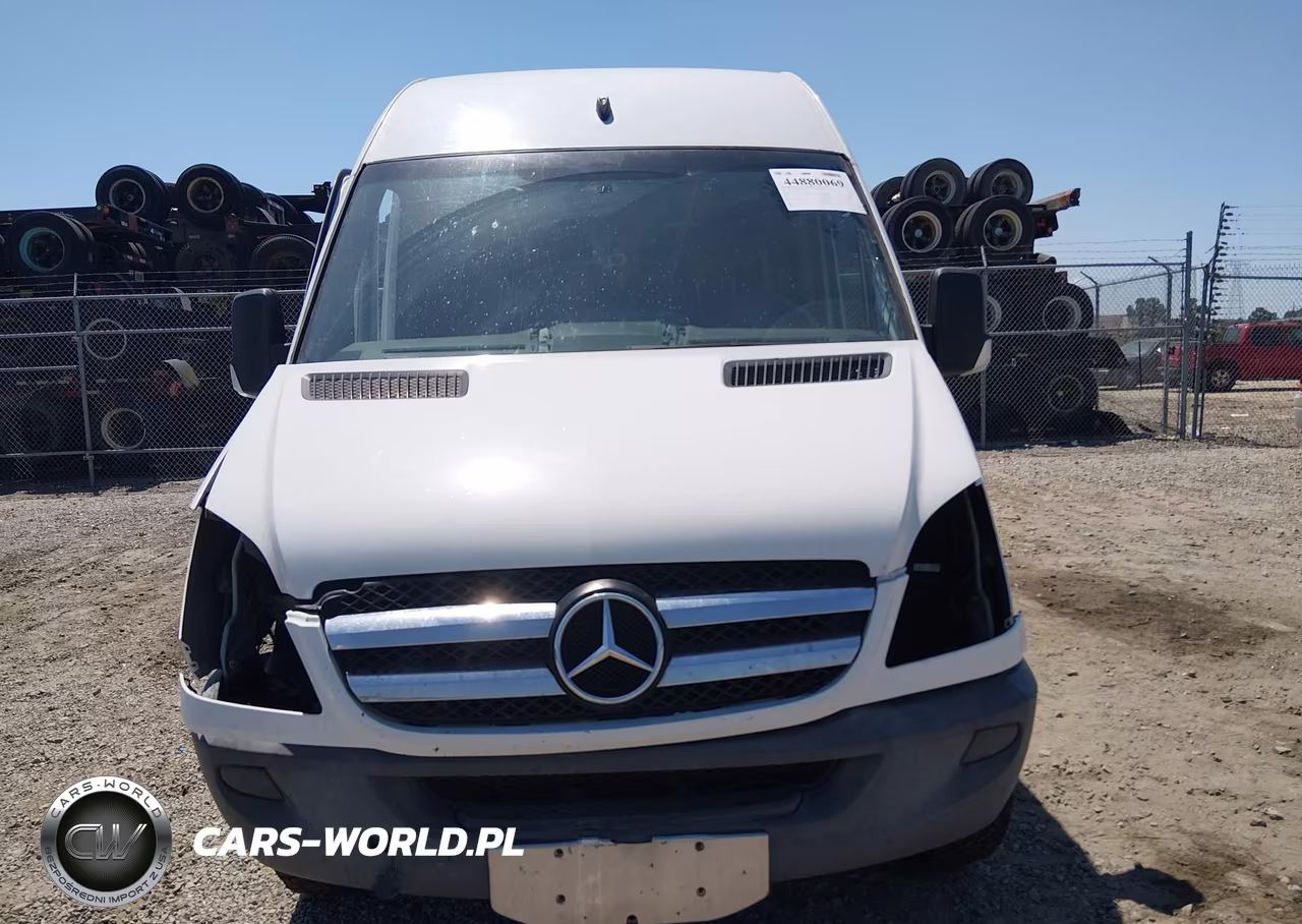 2011 Freightliner Sprinter 2500 VIN:WDRPE7CC0B5544292 - 13