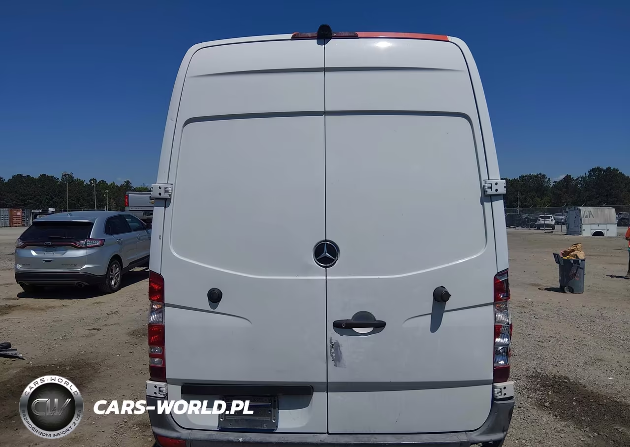 2011 Freightliner Sprinter 2500 VIN:WDRPE7CC0B5544292 - 17