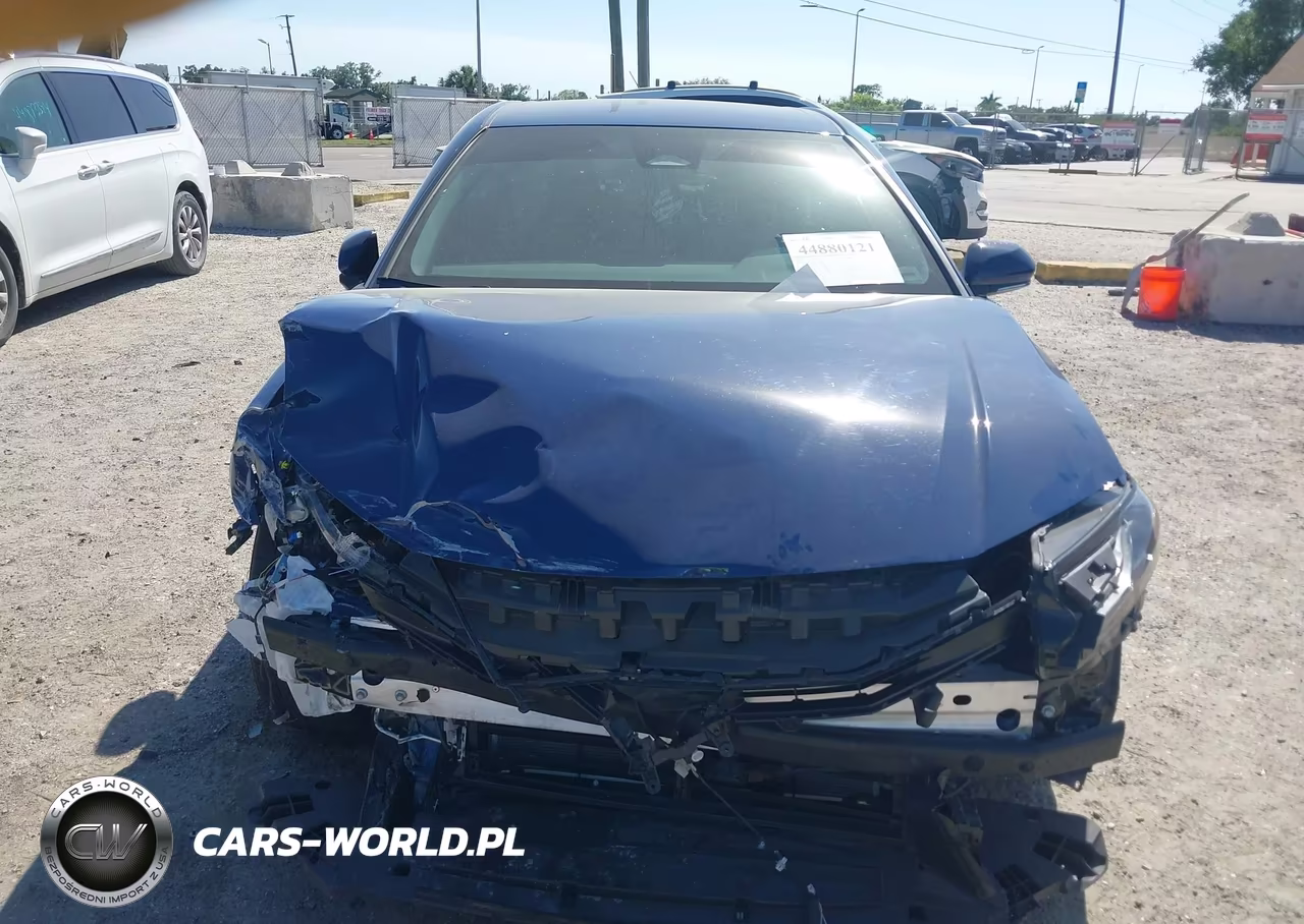 2025 Toyota Camry Se VIN:4T1DAACK5SU096863 - 13